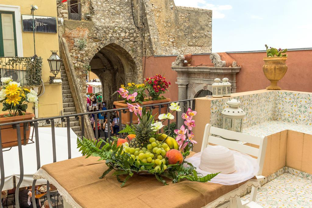 Suite Marinella -Taormina Buitenkant foto
